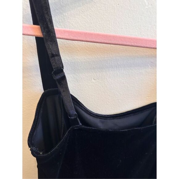 Old Navy Black Velvet Spaghetti Strap Jumpsuit Size Small NWOT - Picture 6 of 7